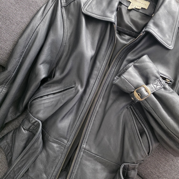 Colebrook & Co. Women's Black Leather Jacket - Picture 5 of 5